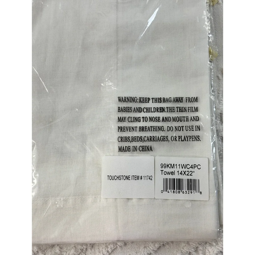 Kate McRostie Peking Handicraft Embroidered Bird Guest Towels Set of 4 White‎
